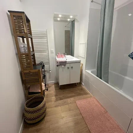 Prego , Cosy Flat Next To Disneylandparis 公寓